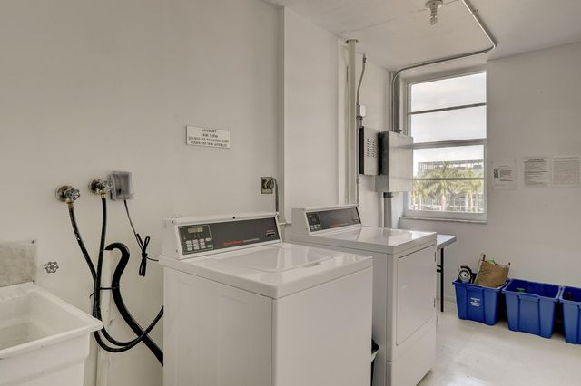 1160 N Federal Highway 1121, Fort Lauderdale, FL 33304