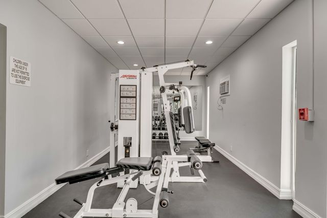 1160 N Federal Highway 1121, Fort Lauderdale, FL 33304