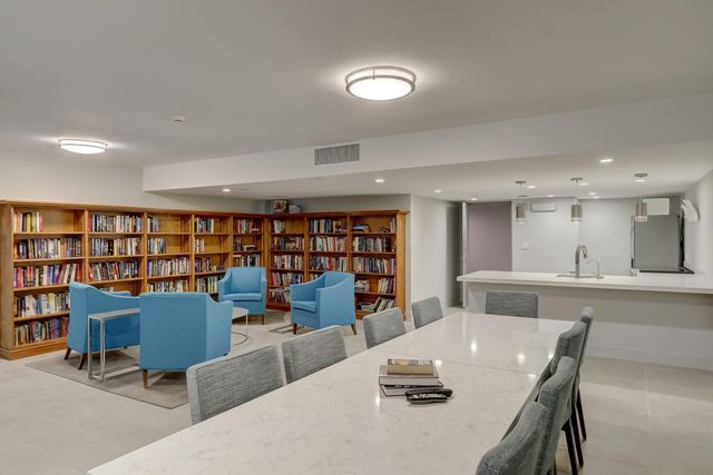 1160 N Federal Highway 1121, Fort Lauderdale, FL 33304