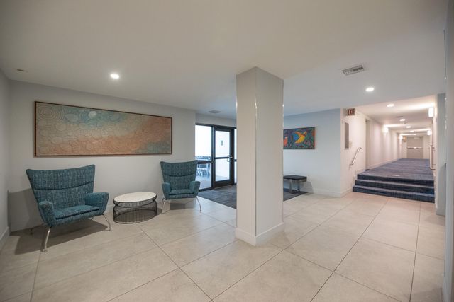1160 N Federal Highway 1121, Fort Lauderdale, FL 33304