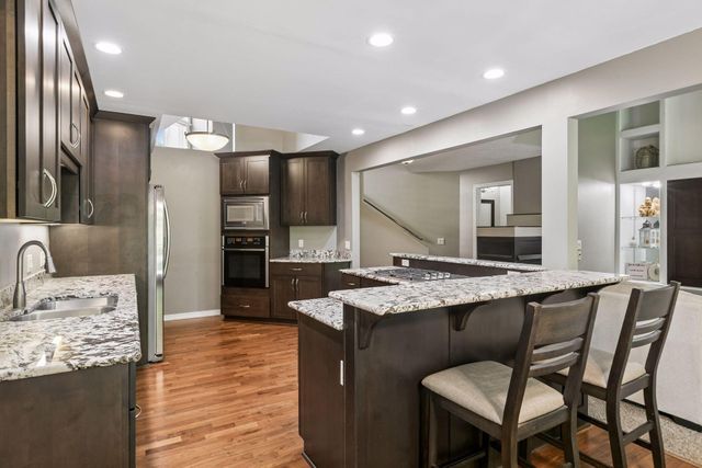 7442 Cahill Road, Edina, MN 55439