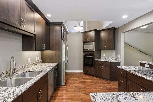 7442 Cahill Road, Edina, MN 55439