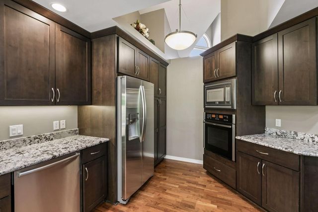 7442 Cahill Road, Edina, MN 55439
