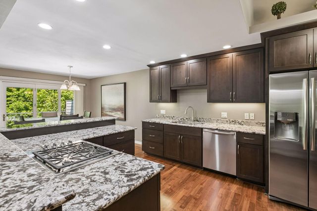 7442 Cahill Road, Edina, MN 55439