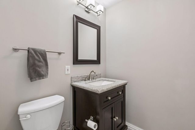 7442 Cahill Road, Edina, MN 55439