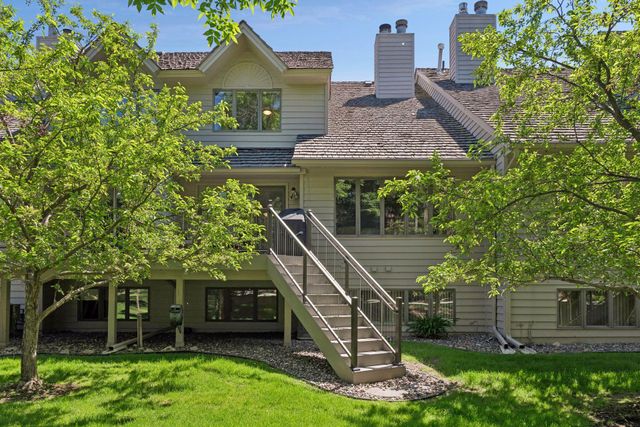 7442 Cahill Road, Edina, MN 55439