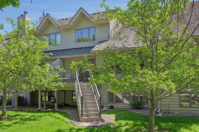 7442 Cahill Road, Edina, MN 55439