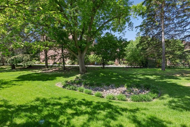 7442 Cahill Road, Edina, MN 55439