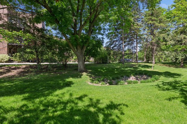 7442 Cahill Road, Edina, MN 55439