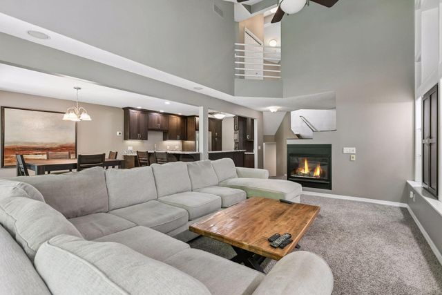 7442 Cahill Road, Edina, MN 55439