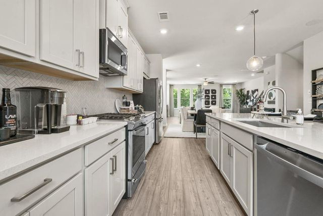 623 Oak Bluff Drive, Cumming, GA 30040