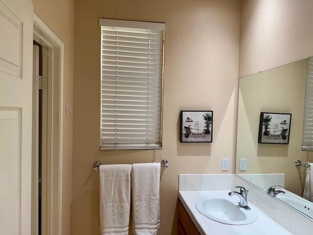 47497 Lagoon Court, Indio, CA 92201