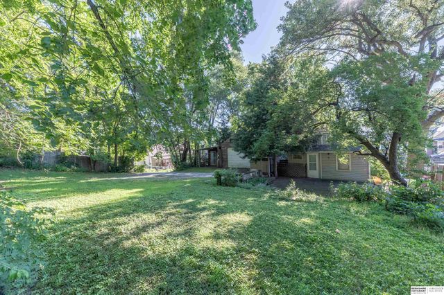 1940 S 13th Street, Omaha, NE 68108