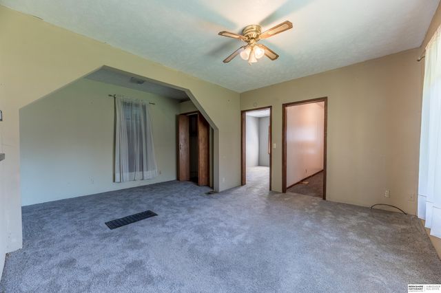 1940 S 13th Street, Omaha, NE 68108