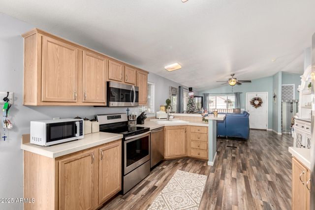 9822 E MAIN Street 21, Mesa, AZ 85207