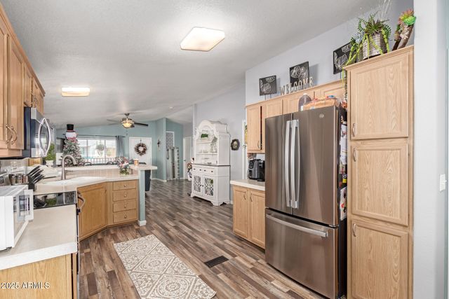 9822 E MAIN Street 21, Mesa, AZ 85207