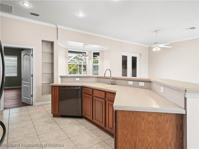 897 Entrance Road, Avon Park, FL 33825