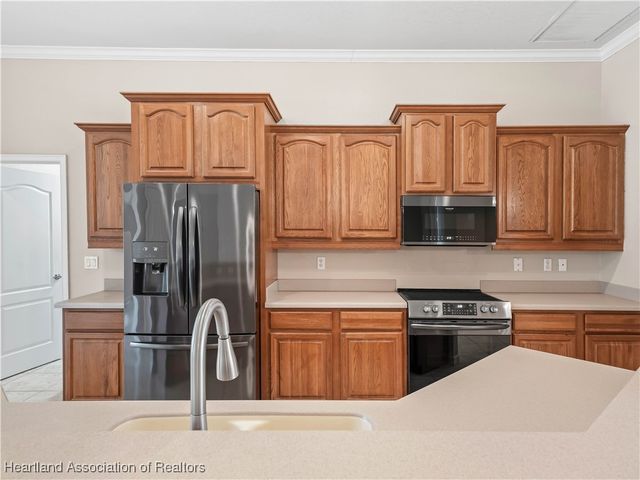 897 Entrance Road, Avon Park, FL 33825