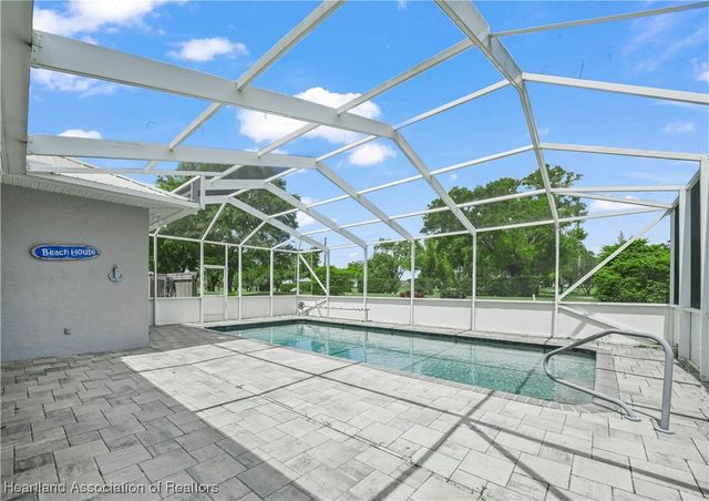 897 Entrance Road, Avon Park, FL 33825