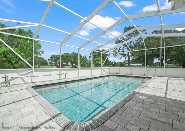 897 Entrance Road, Avon Park, FL 33825
