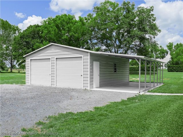 897 Entrance Road, Avon Park, FL 33825