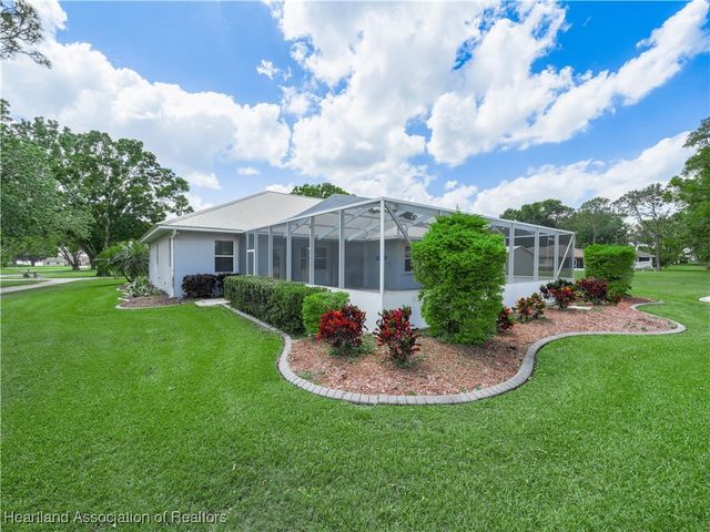 897 Entrance Road, Avon Park, FL 33825