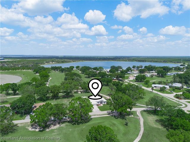 897 Entrance Road, Avon Park, FL 33825