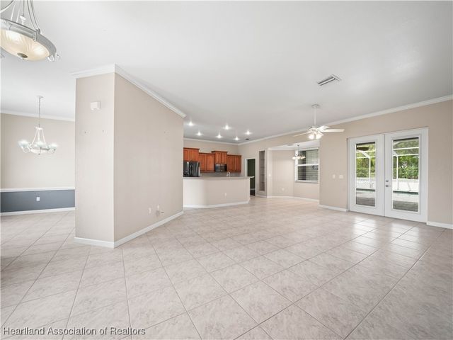 897 Entrance Road, Avon Park, FL 33825