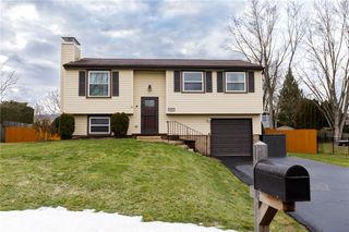 181 Partridge Run Rd, West Deer, PA 15044
