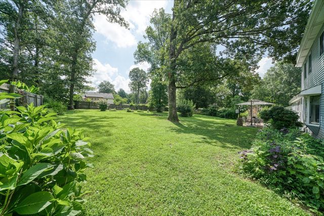 221 Magnolia Rd, Sparta, TN 38583