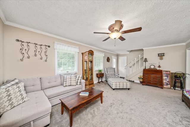 221 Magnolia Rd, Sparta, TN 38583