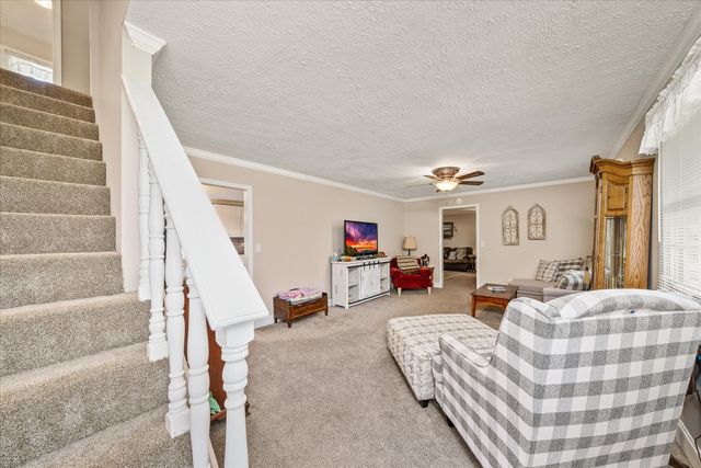 221 Magnolia Rd, Sparta, TN 38583