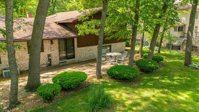 18039 Whitman Lane, Lansing, IL 60438