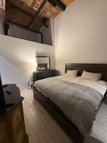 222 S Racine Avenue 207, Chicago, IL 60607