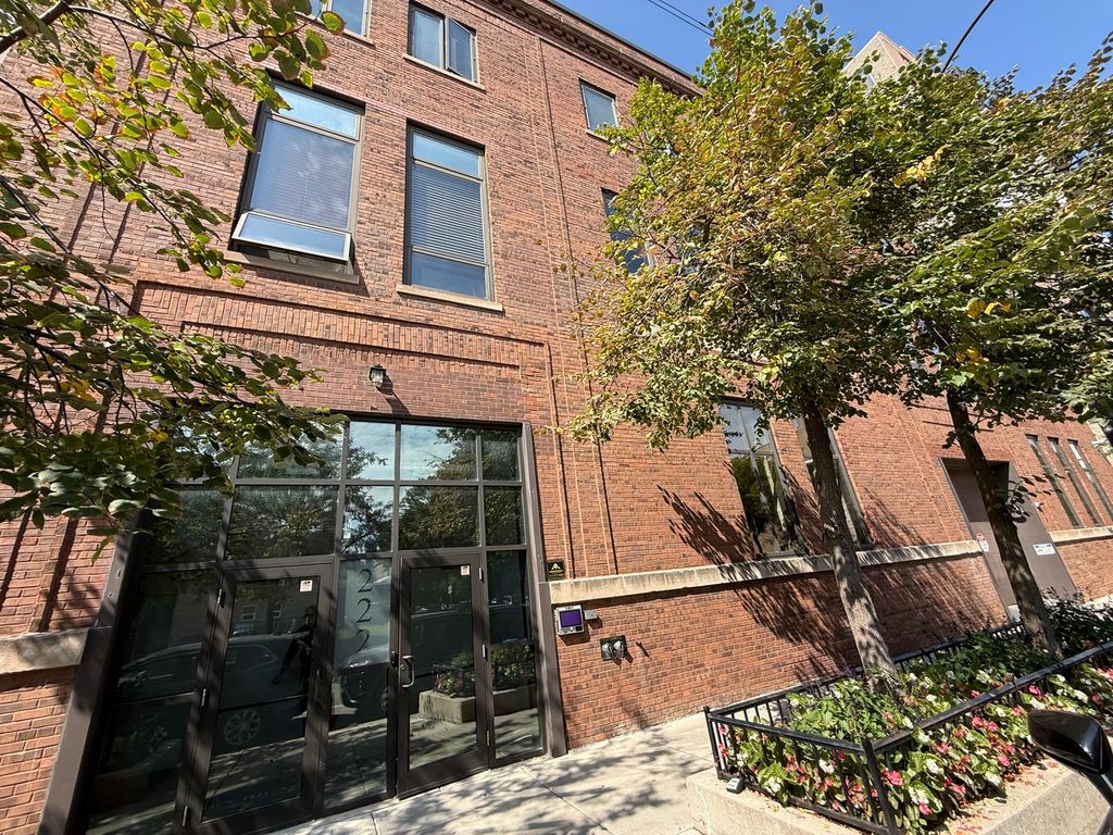 222 S Racine Avenue 207, Chicago, IL 60607