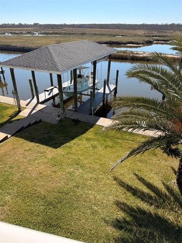 235 Tuna Run Road, Freeport, TX 77541