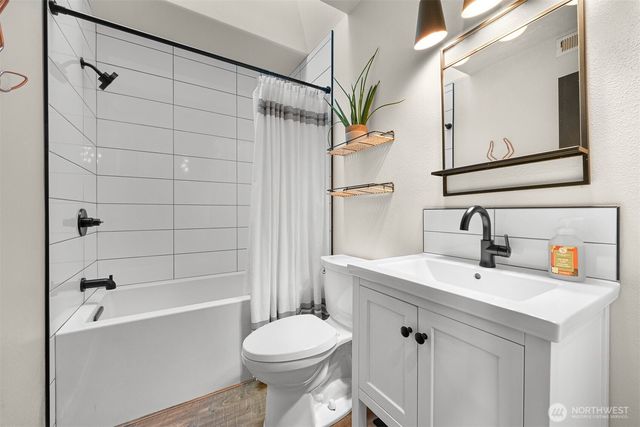 1818 Rosewood Lane, Bellingham, WA 98225