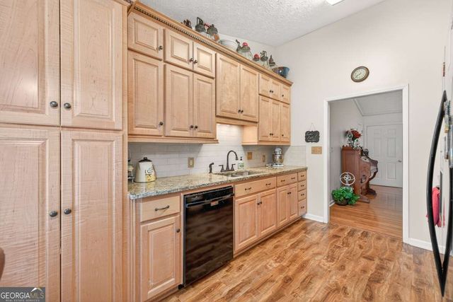 2539 Forestdale Drive, Dacula, GA 30019