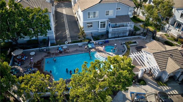 3439 E Salisbury Circle F, Orange, CA 92869