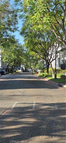 3439 E Salisbury Circle F, Orange, CA 92869