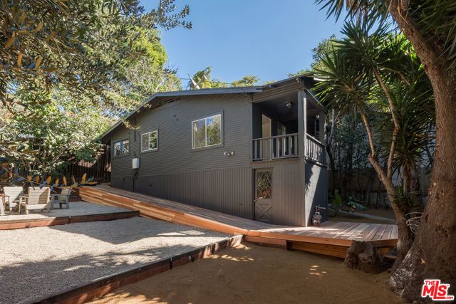 4013 SUNSET Drive, Los Angeles, CA 90027
