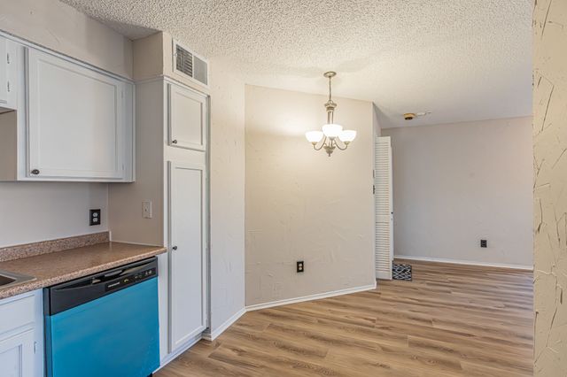 2312 Balsam Drive A103, Arlington, TX 76006