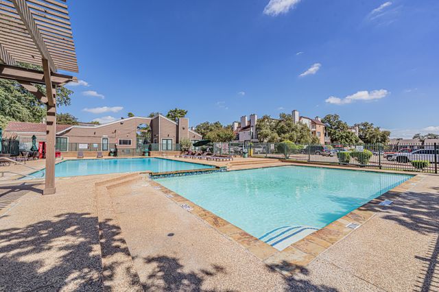 2312 Balsam Drive A103, Arlington, TX 76006