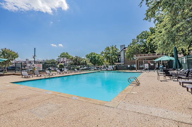 2312 Balsam Drive A103, Arlington, TX 76006