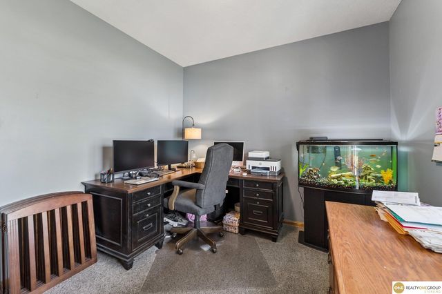 4004 N 154 Avenue, Omaha, NE 68116