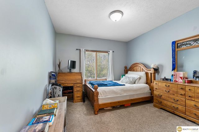 4004 N 154 Avenue, Omaha, NE 68116