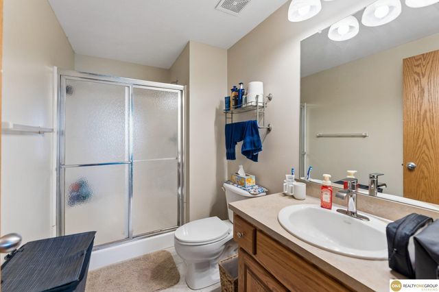 4004 N 154 Avenue, Omaha, NE 68116