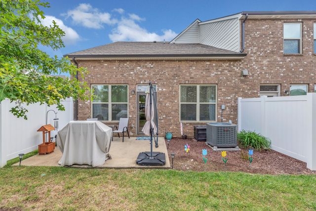 2849 Haversack Cir, Murfreesboro, TN 37128