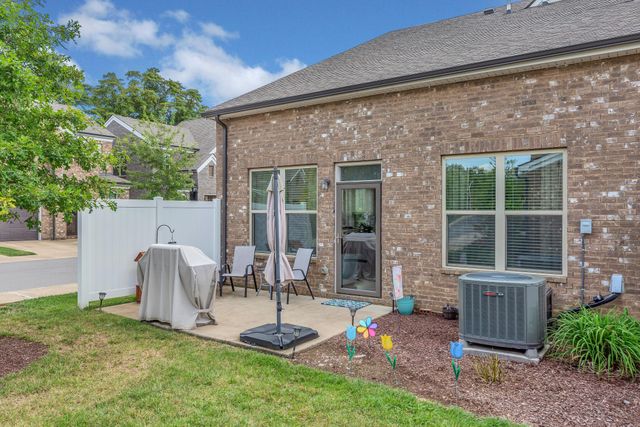 2849 Haversack Cir, Murfreesboro, TN 37128