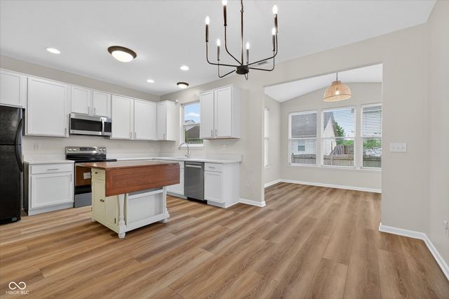 10673 Brighton Knoll Parkway S, Noblesville, IN 46060